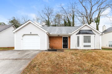 4399 Barclay Way Stone Mountain, GA 30083